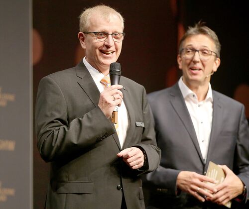 Dr. Klaus Schäfer und Moderator Karl-Josef Thielen auf der Bühne