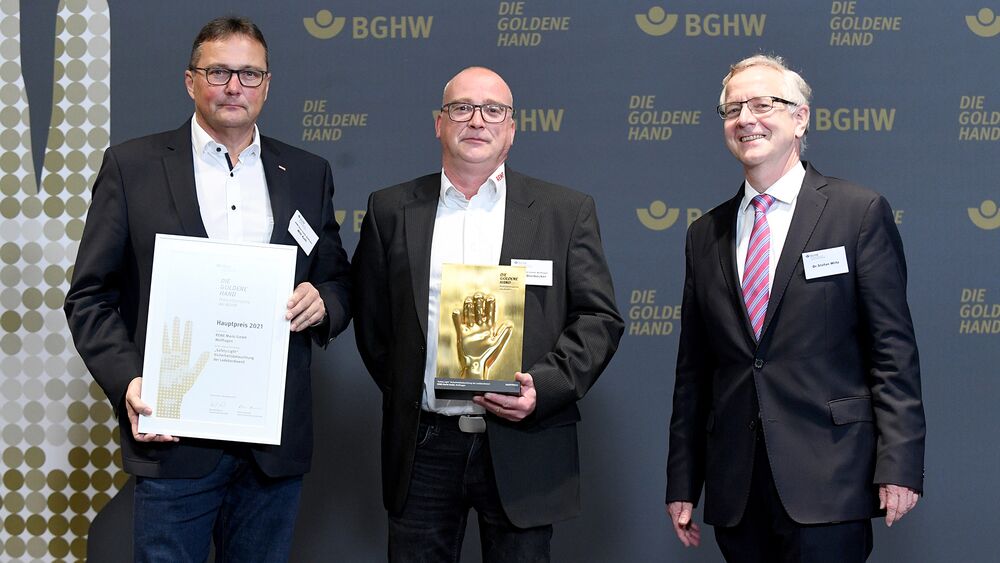 Preisübergabe der Goldenen Hand an REWE Markt GmbH, Wolfhagen