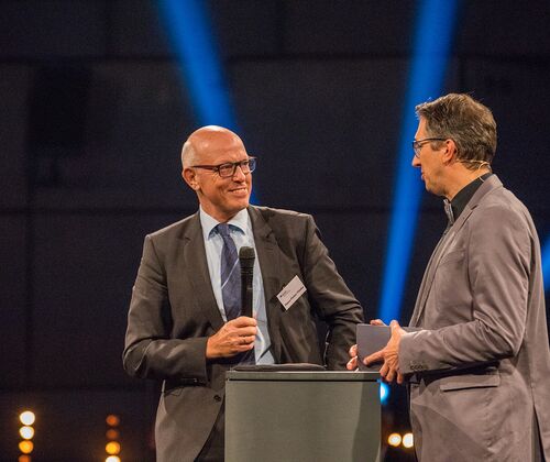 Dipl.-Bw. Hans‐Peter Flinks (BGA) und Moderator Karl-Josef Thilen (BGHW)