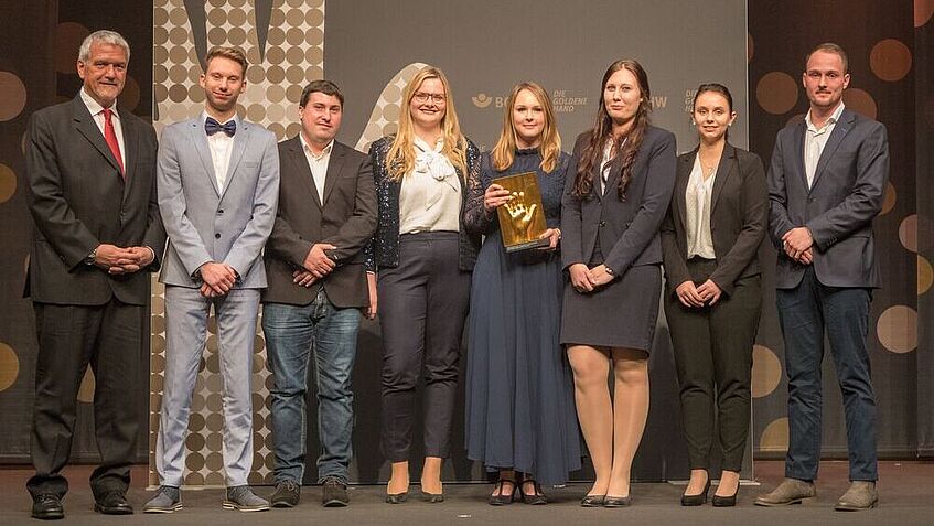 Preisübergabe der Goldenen Hand an Lidl Edermünde