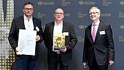 Preisübergabe der Goldenen Hand an Rewe