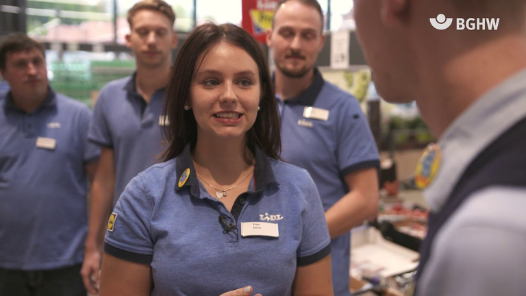 Eine Gruppe von Lidl-Azubis 