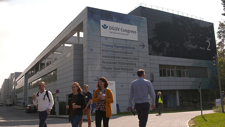 Außenansicht des DGUV Congres Zentrums